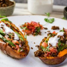 Patates douces végane farcies à la mexicaine