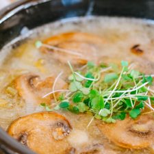 Soupe aux poireaux et champignons